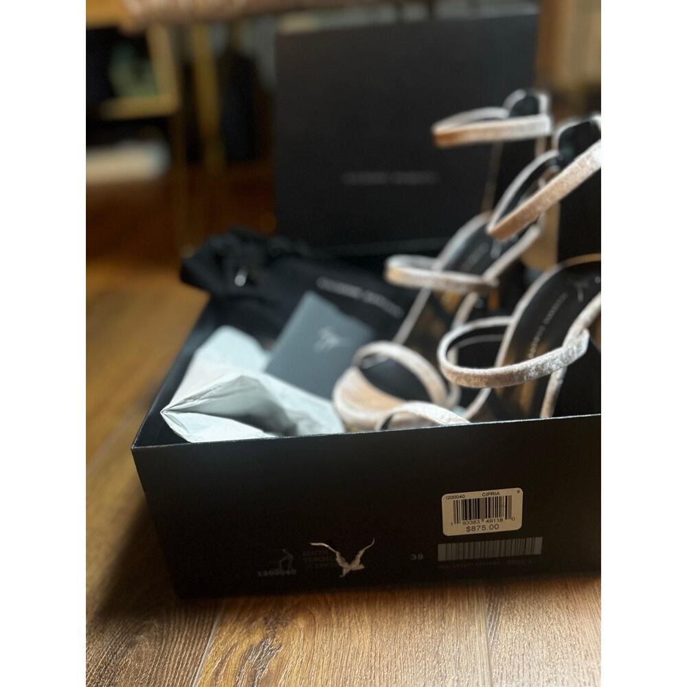 Giuseppe Zanotti NIB CIPRIA heels, size 39 - Picture 7 of 8